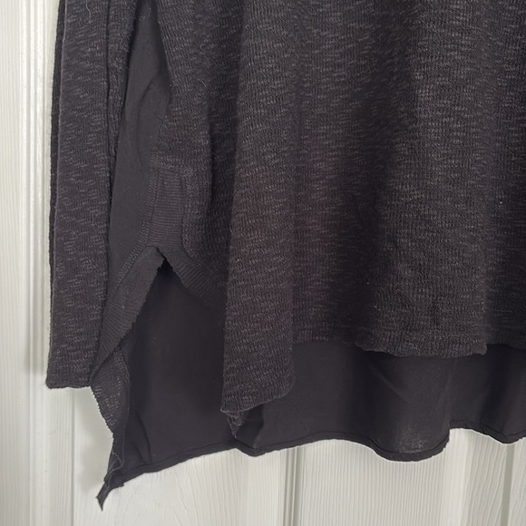 Left Of Center Mixed Media Asymmetrical Hem Shirt, XL, GUC - Picture 2 of 8